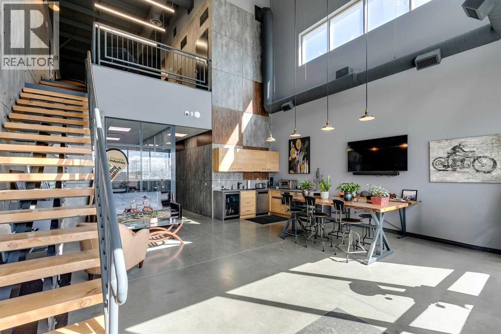 261065 Wagon Wheel Way