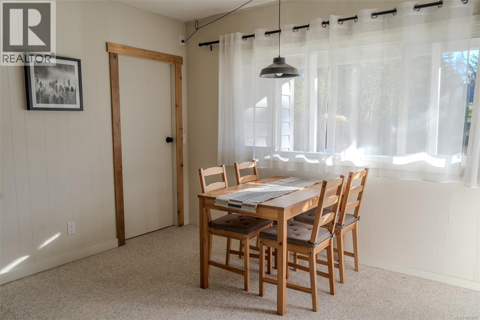 274 Park Dr, Salt Spring