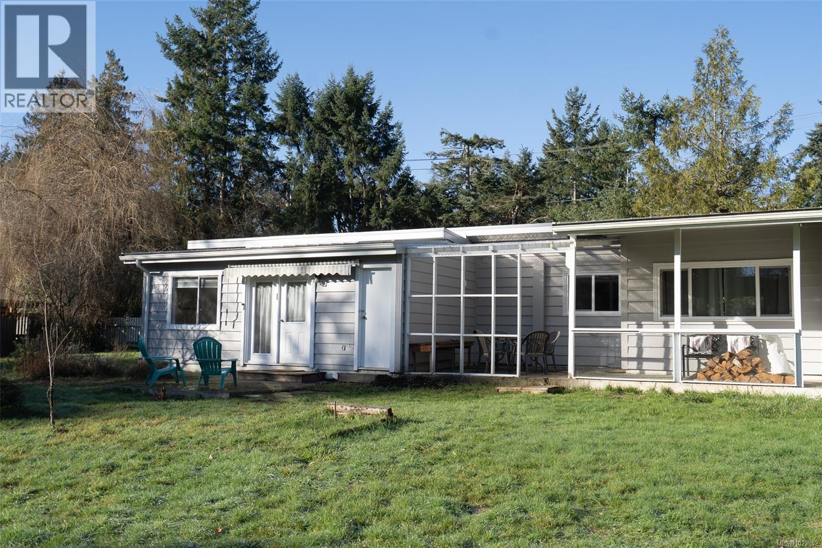 274 Park Dr, Salt Spring