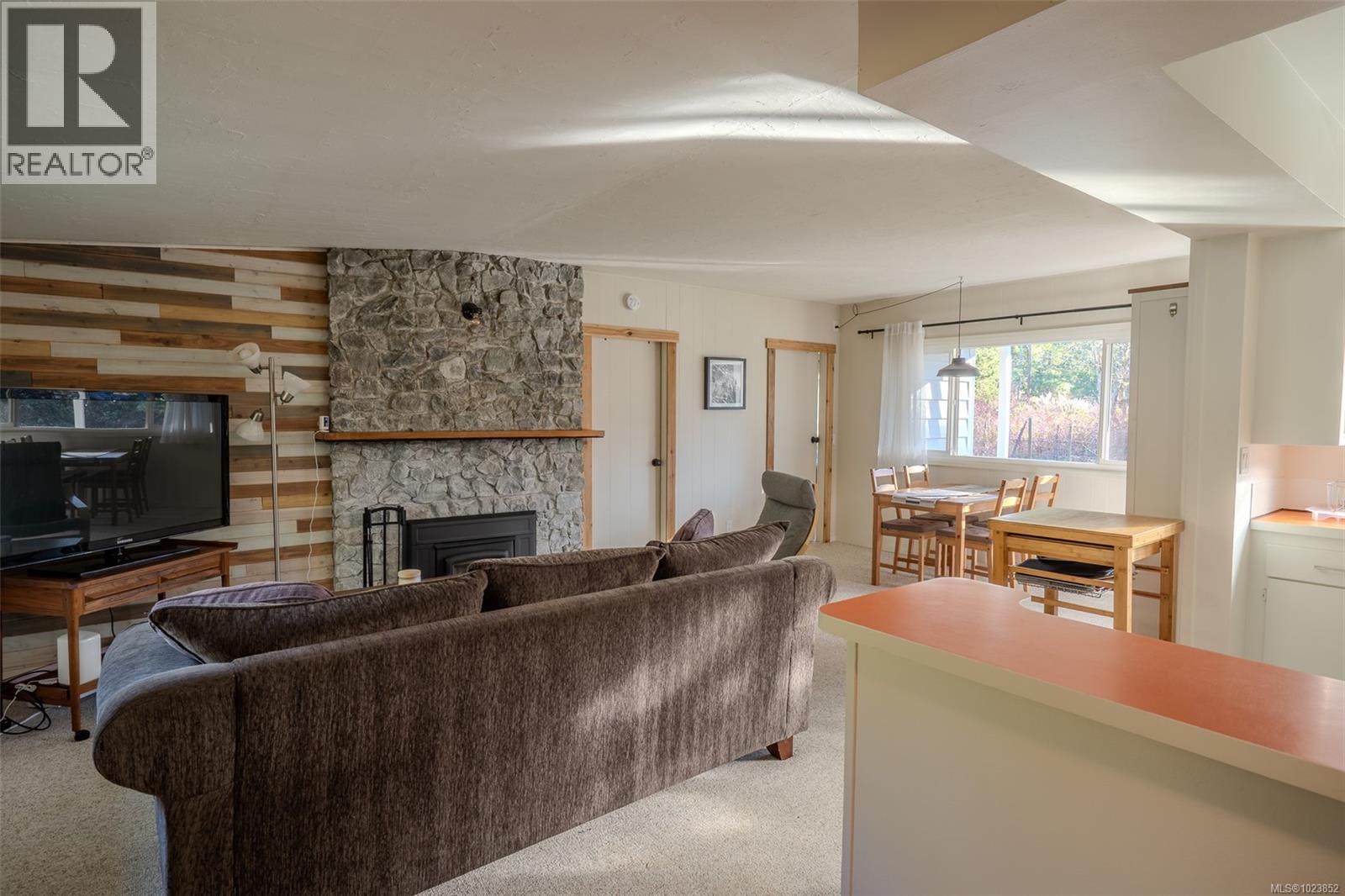 274 Park Dr, Salt Spring