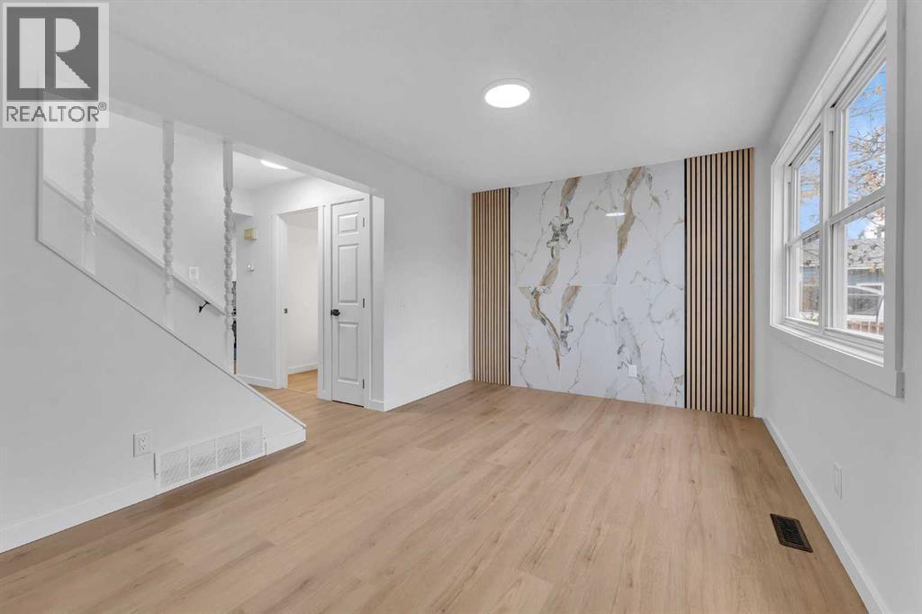 Single Family House for Sale in  Penworth Close SE Penbrooke Meadows Calgary 