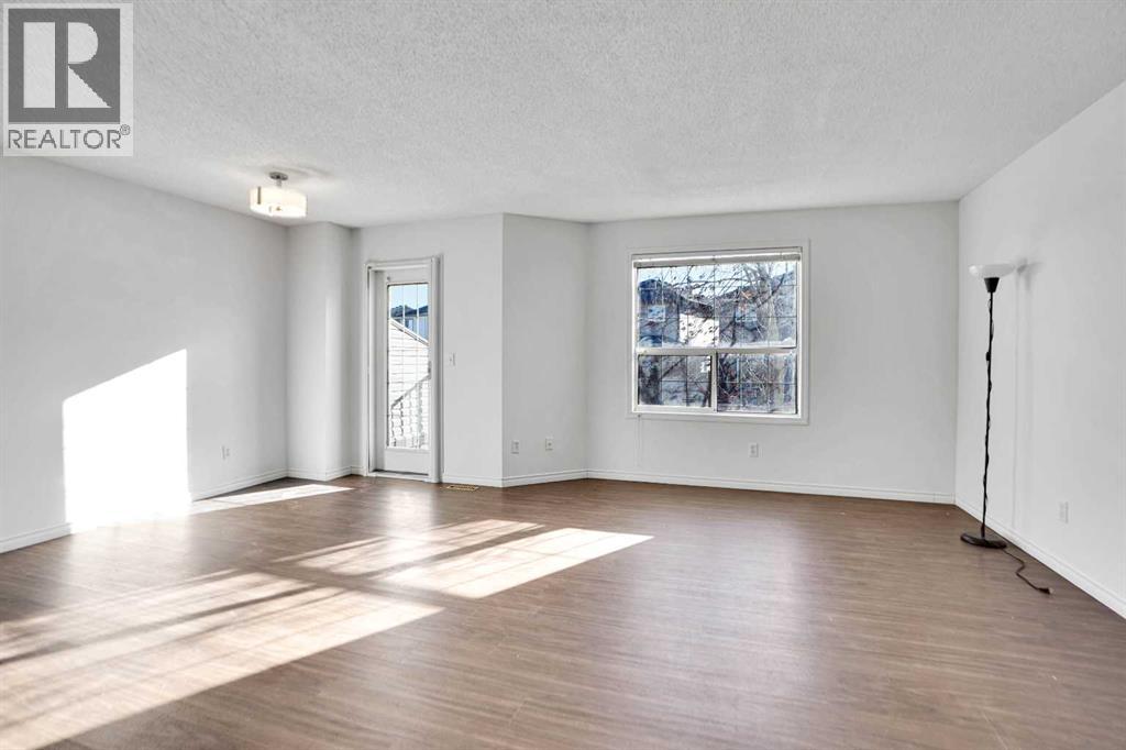 Single Family House for Sale in  Taracove Place NE Taradale Calgary 