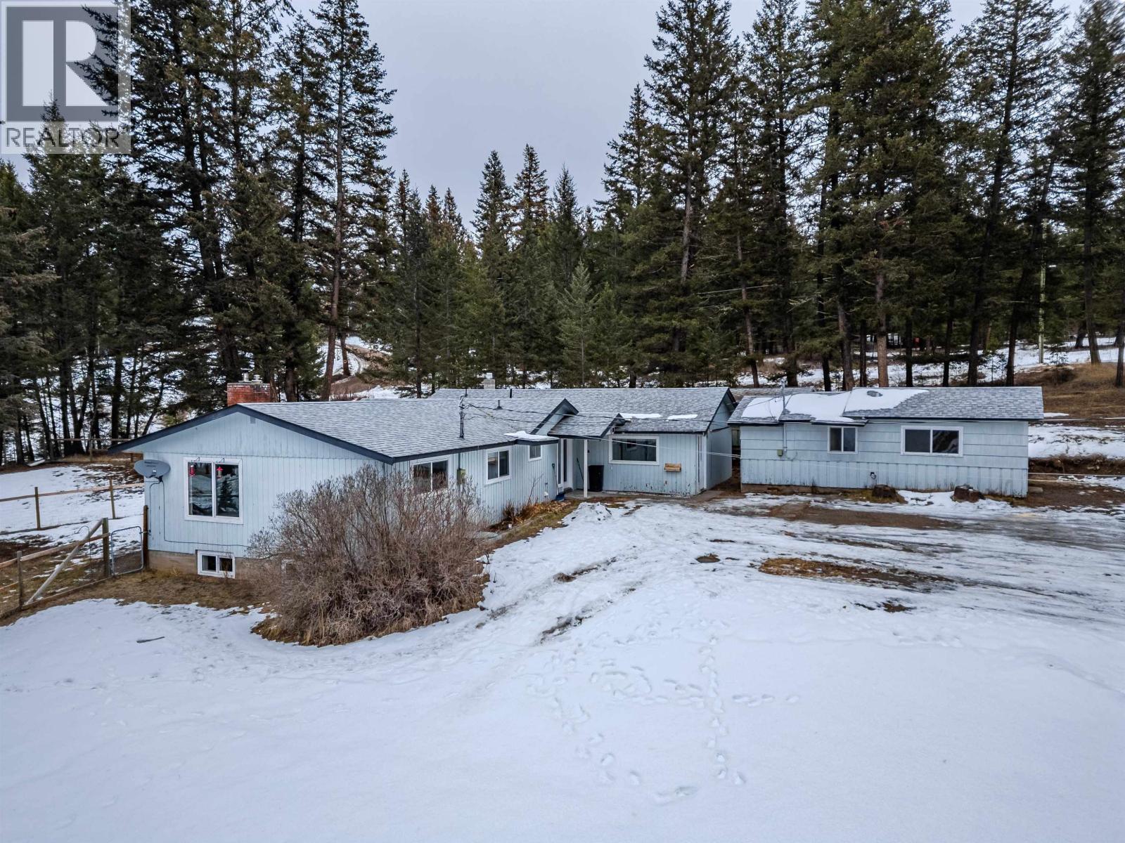 3559 S CARIBOO 97 HIGHWAY, Lac La Hache