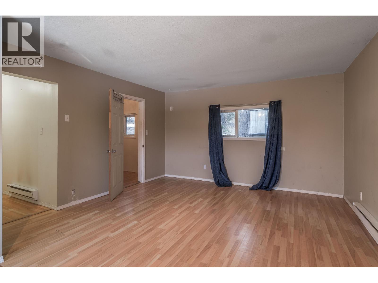 3559 S CARIBOO 97 HIGHWAY, Lac La Hache