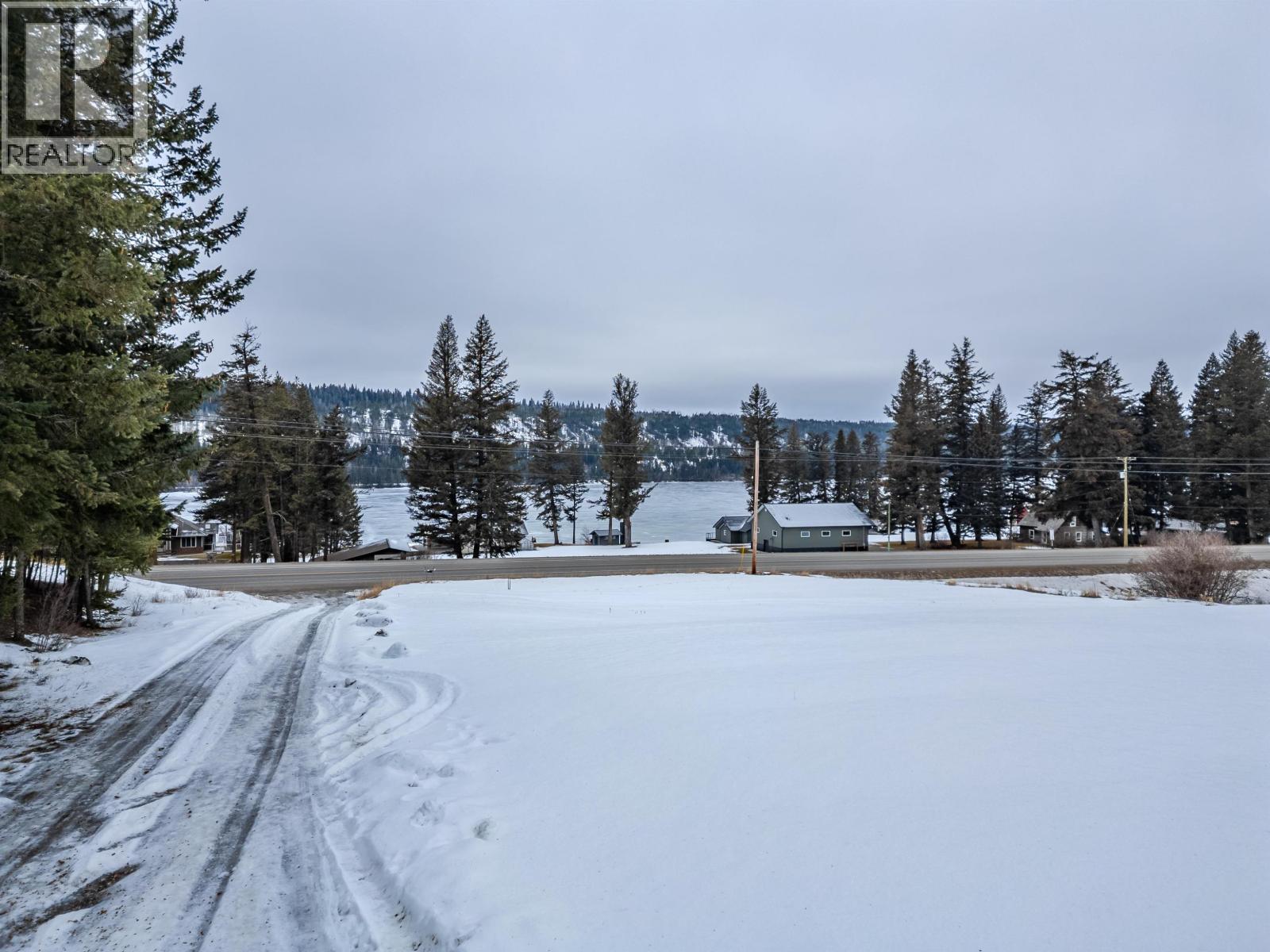 3559 S CARIBOO 97 HIGHWAY, Lac La Hache