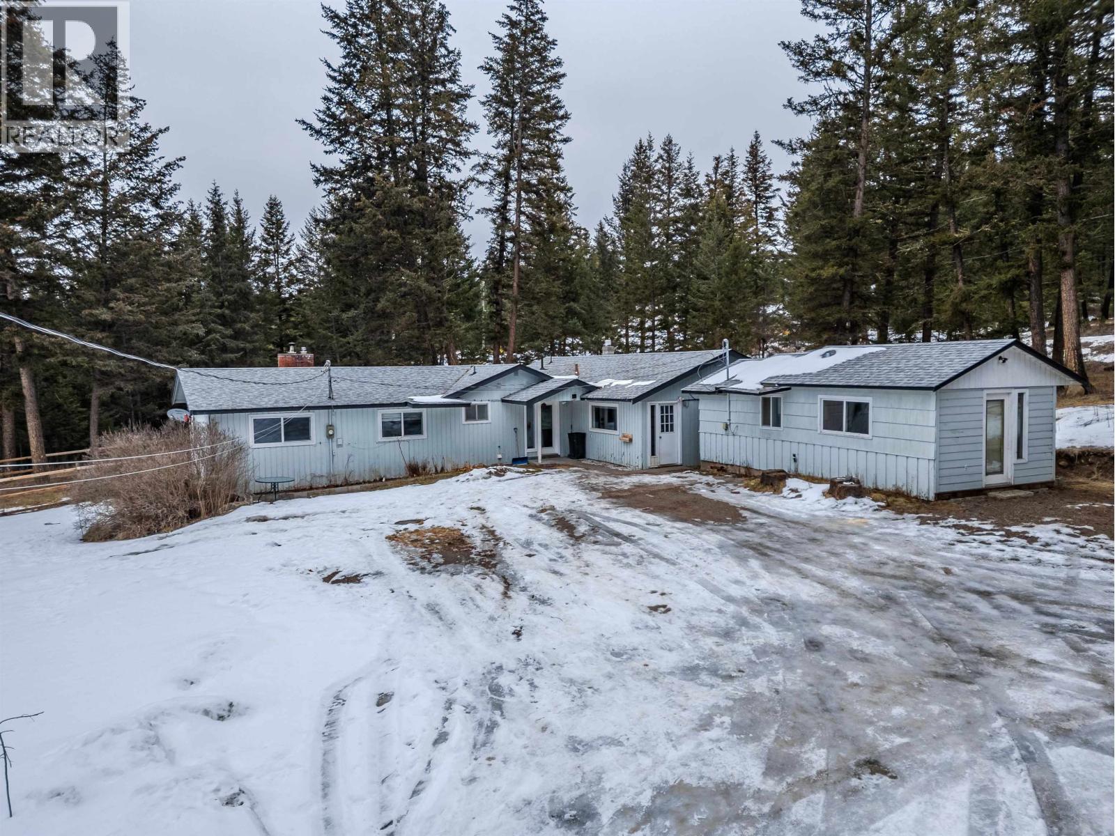 3559 S CARIBOO 97 HIGHWAY, Lac La Hache