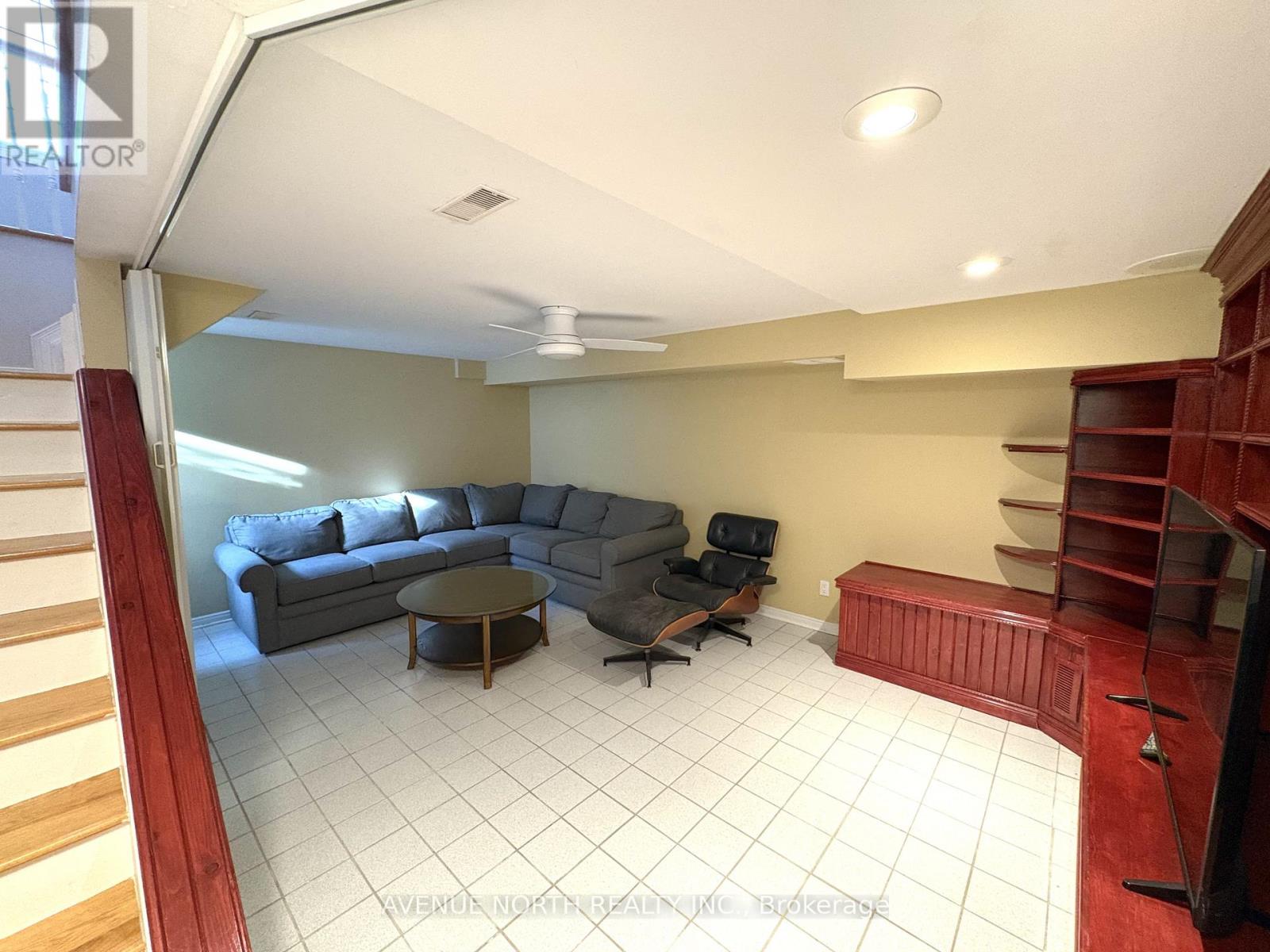 21 PILON STREET — photo 23