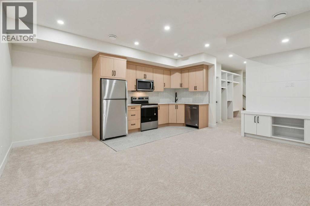 Single Family House for Sale in   Street SW Spruce Cliff Calgary 