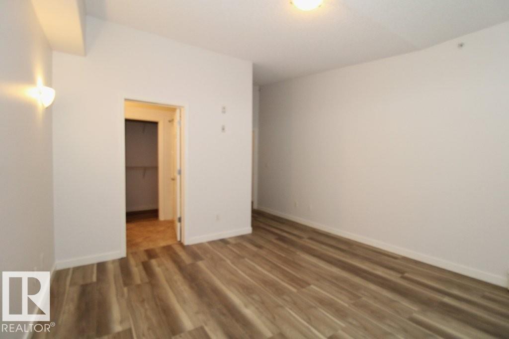 
          414 5280 TERWILLEGAR BV NW
            <br/>
            <span>Edmonton</span>
            , 
            <span>AB</span>
             <span>T6R3T9</span>
         - Photo 12