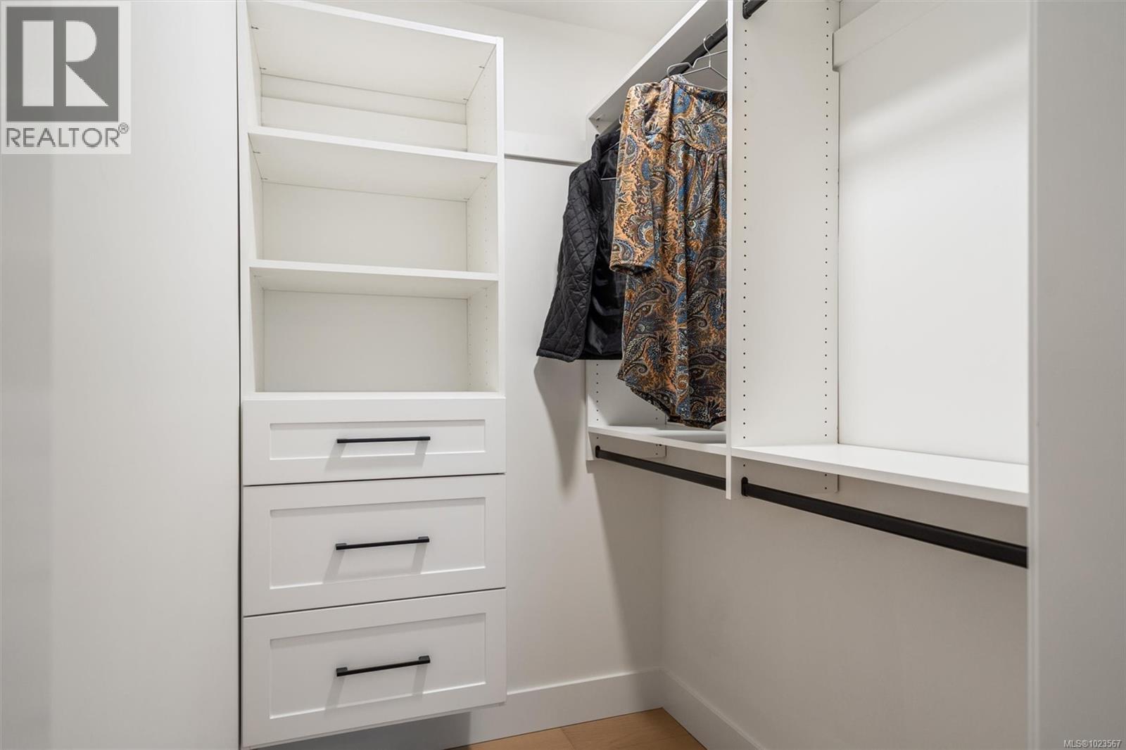  1873 San Juan Avenue, Saanich