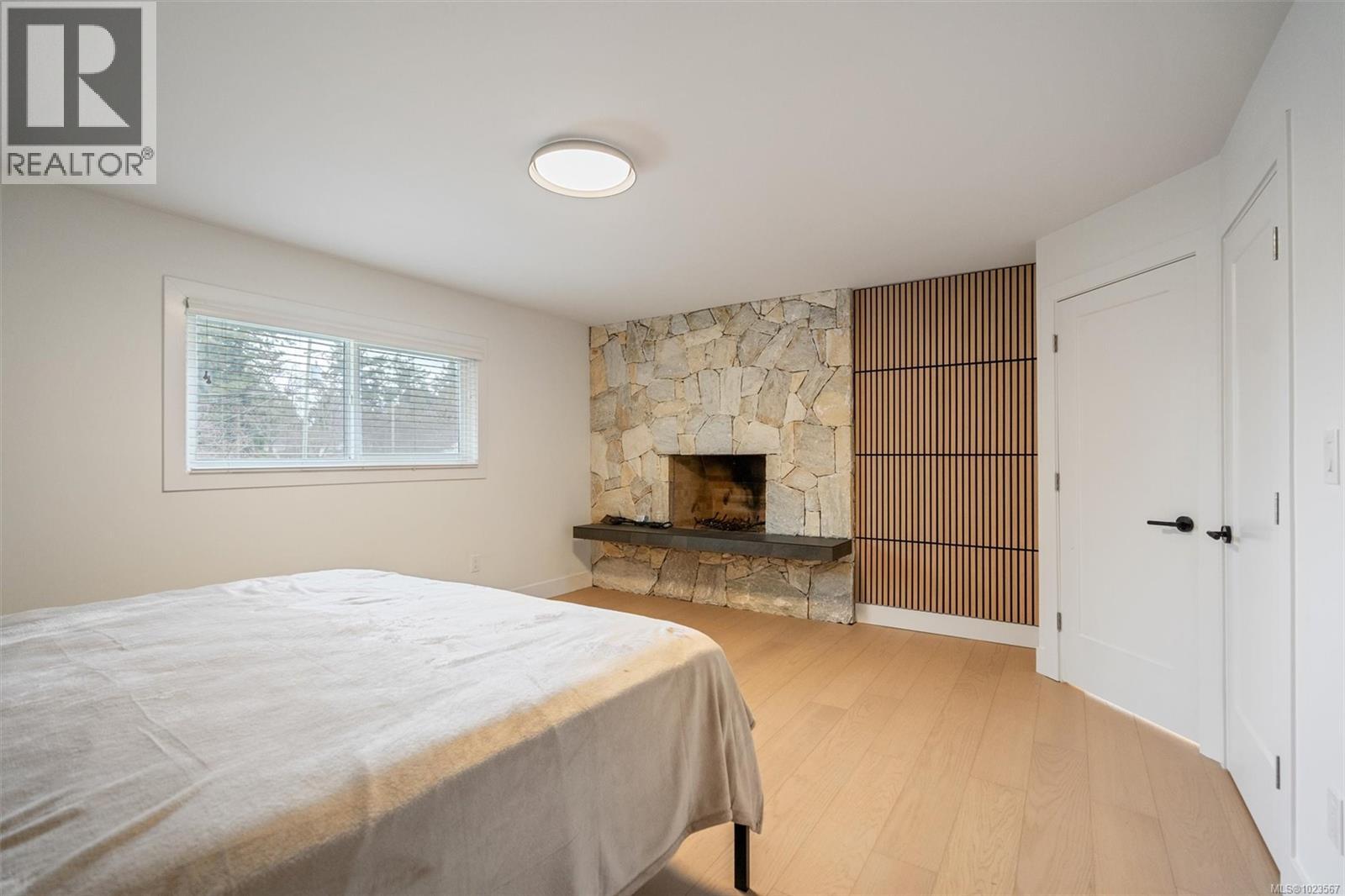  1873 San Juan Avenue, Saanich