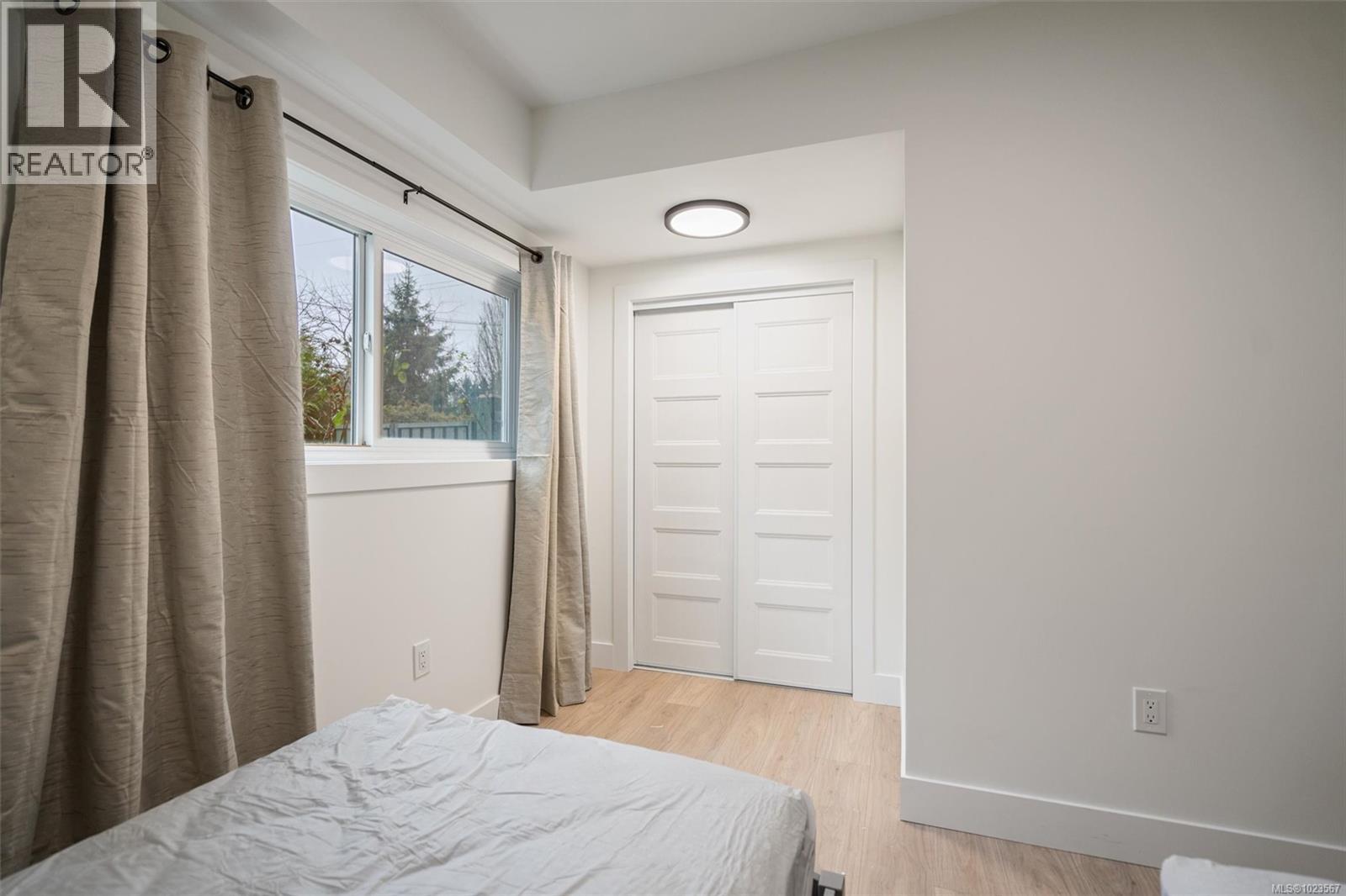  1873 San Juan Avenue, Saanich