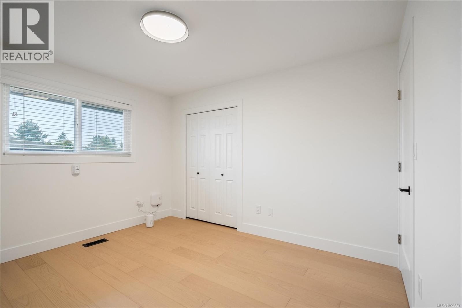  1873 San Juan Avenue, Saanich