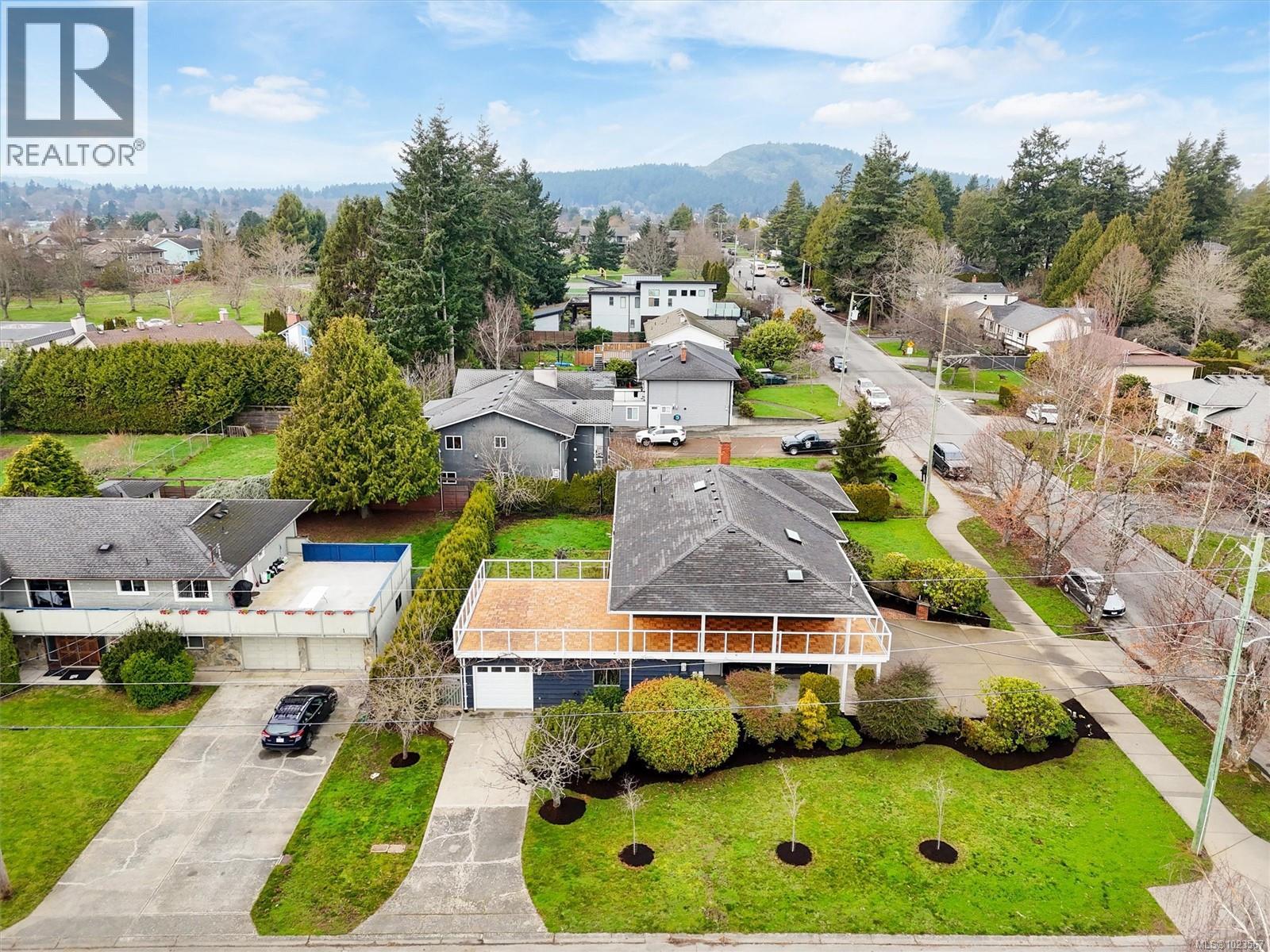  1873 San Juan Avenue, Saanich