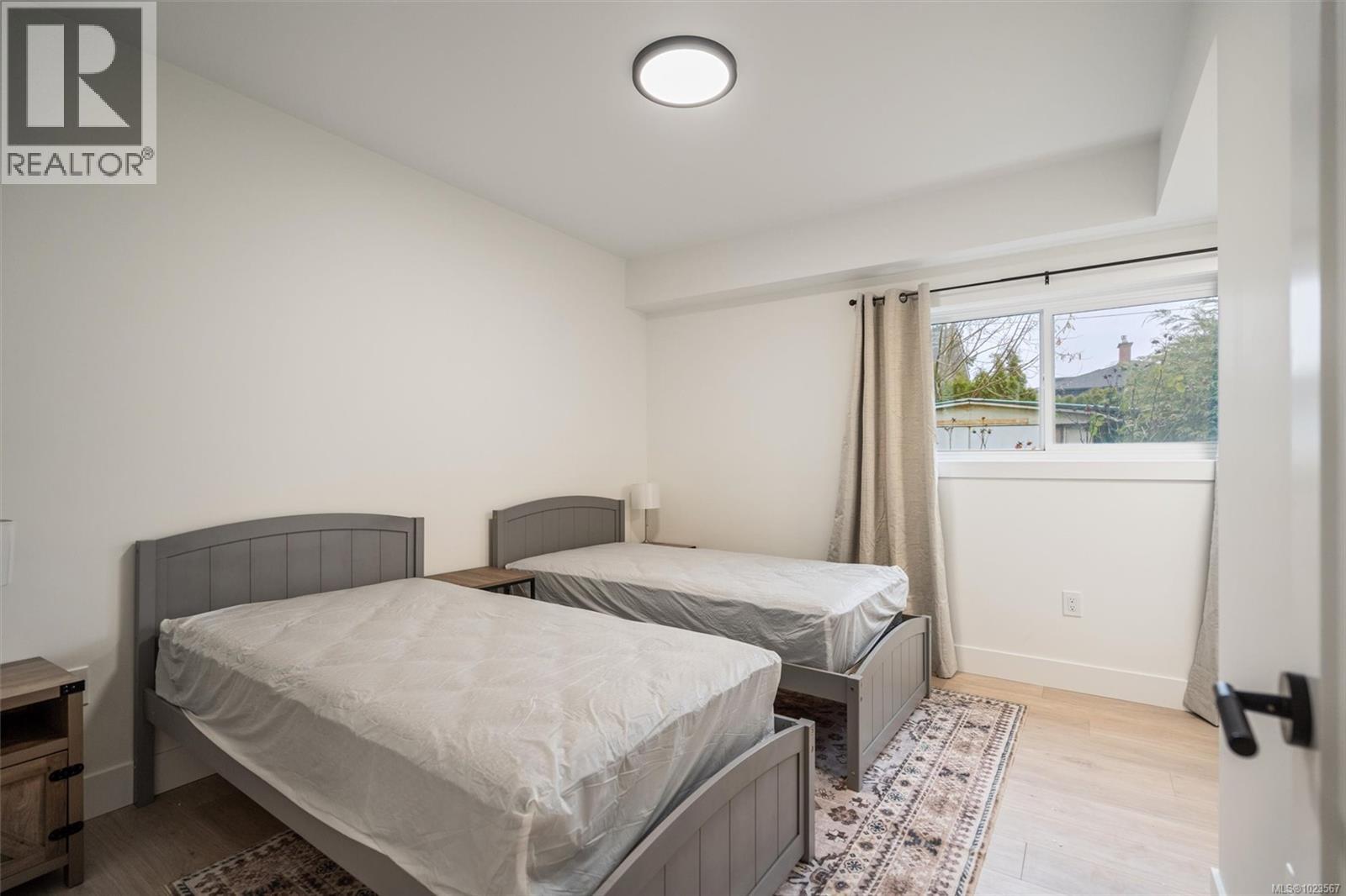  1873 San Juan Avenue, Saanich