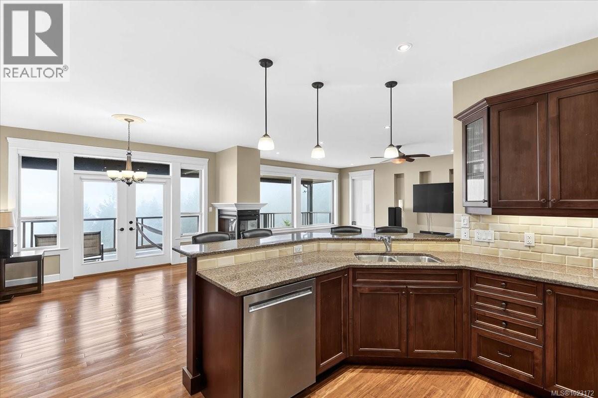 5498 Highland Dr, Port Alberni