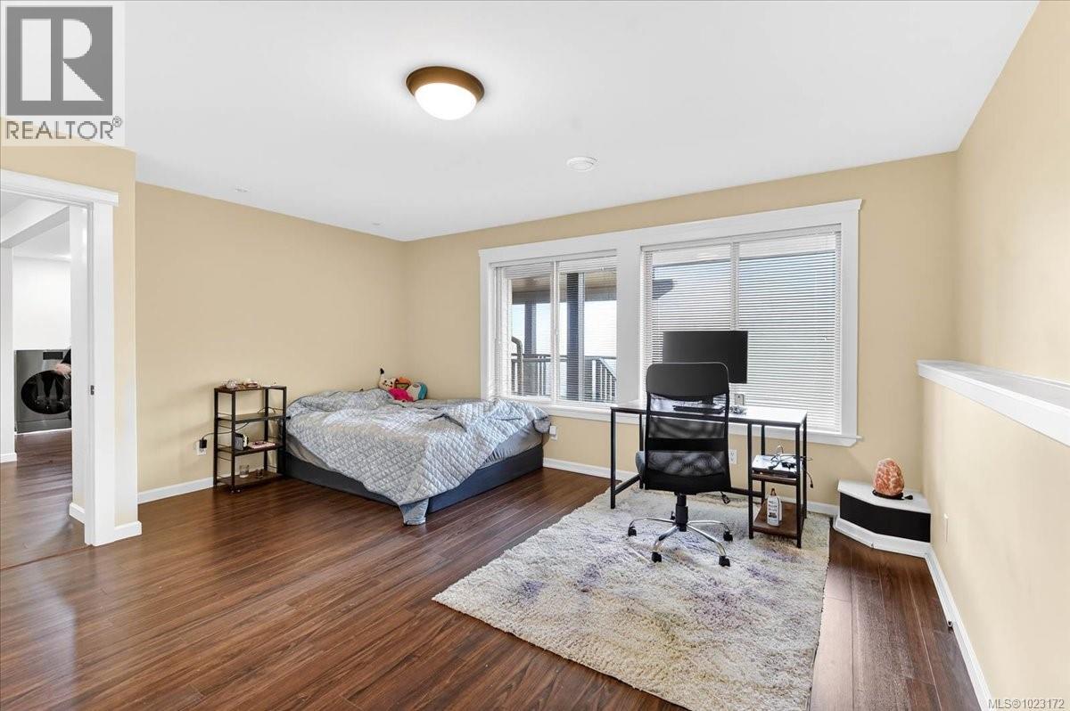 5498 Highland Dr, Port Alberni