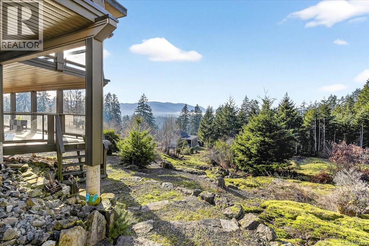 5498 Highland Dr, Port Alberni