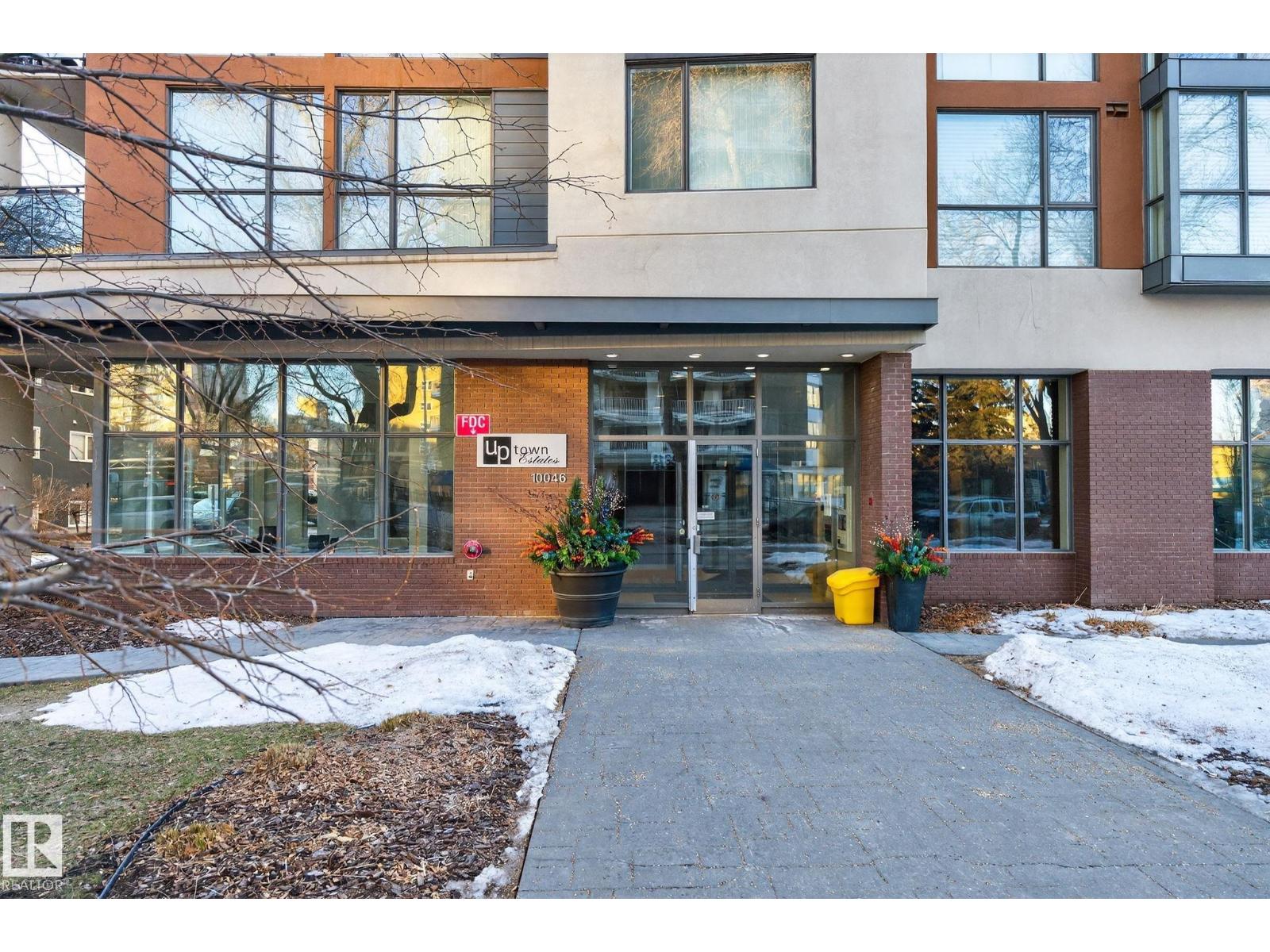 #1404 10046 117 ST NW - 24
