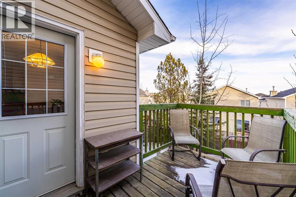 Single Family House for Sale in  Royal Elm Mews Royal Oak Calgary 