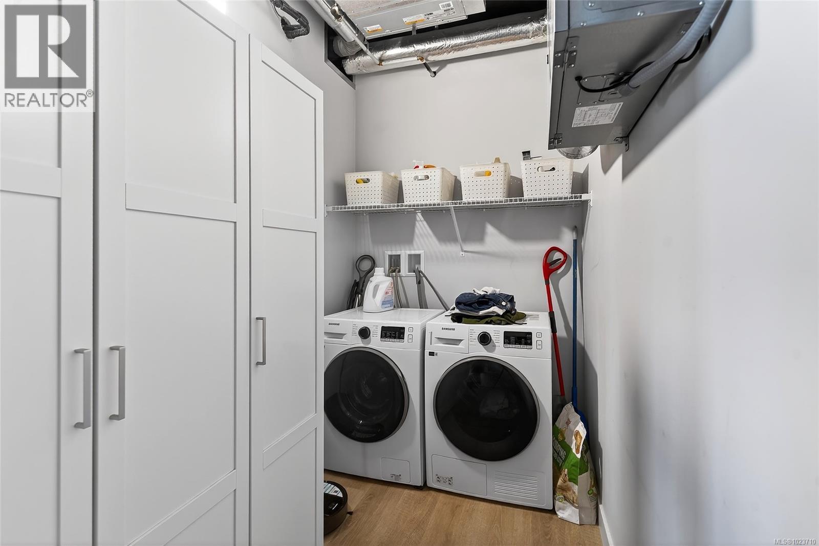 205 140 Jensen Ave W, Parksville