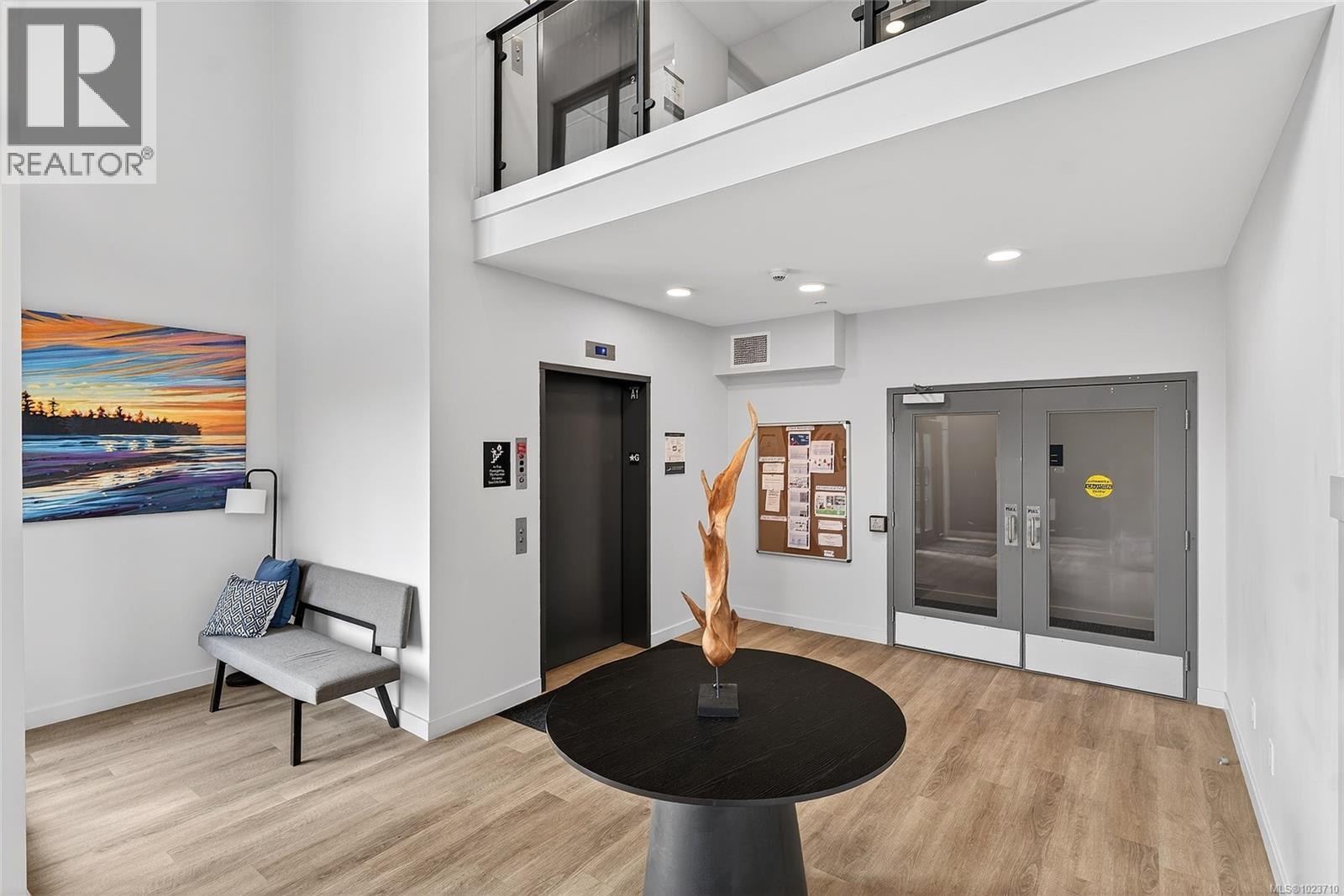 205 140 Jensen Ave W, Parksville