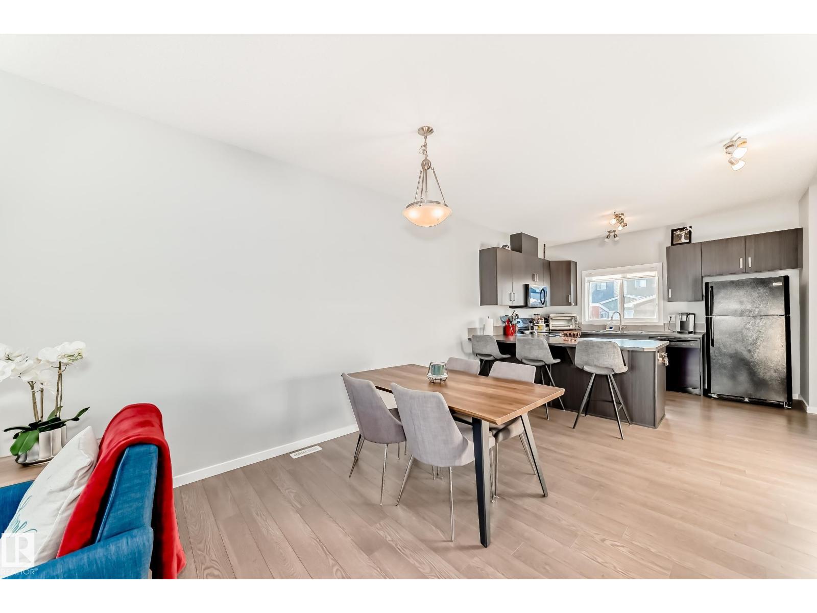 425 SIMPKINS LI, Leduc