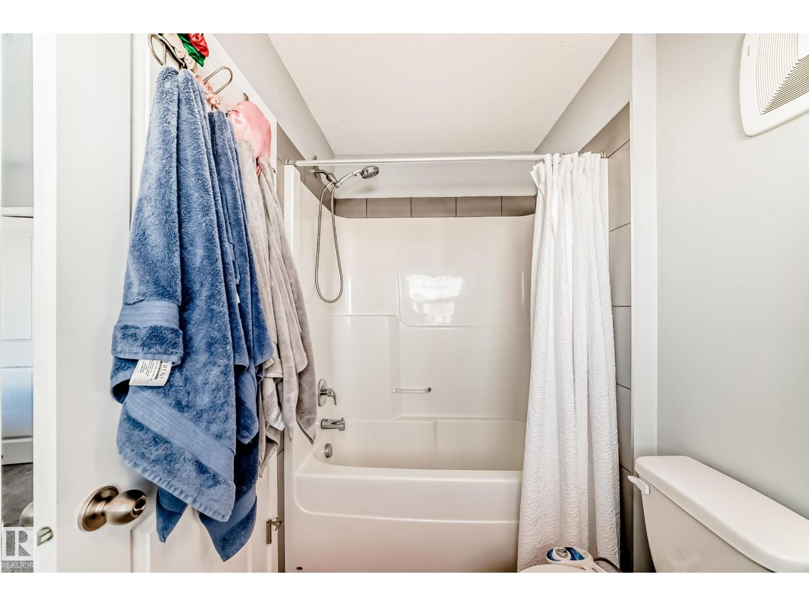 425 SIMPKINS LI, Leduc