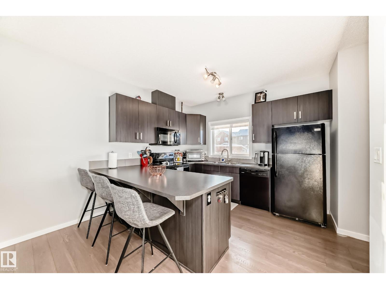 425 SIMPKINS LI, Leduc