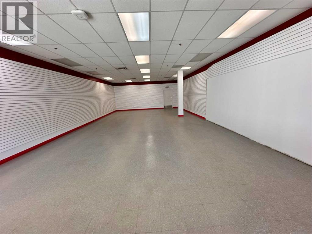 #16, 11001 20 Avenue - Photo 2 of 9, Blairmore, Alberta