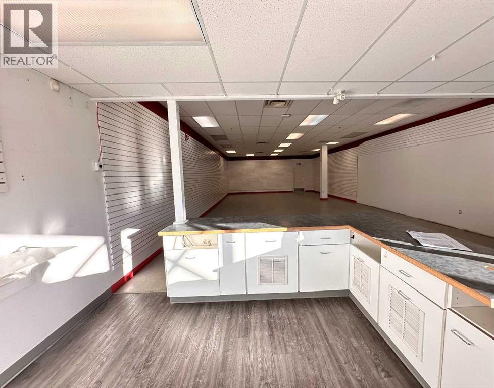 #16, 11001 20 Avenue - Photo 4 of 9, Blairmore, Alberta