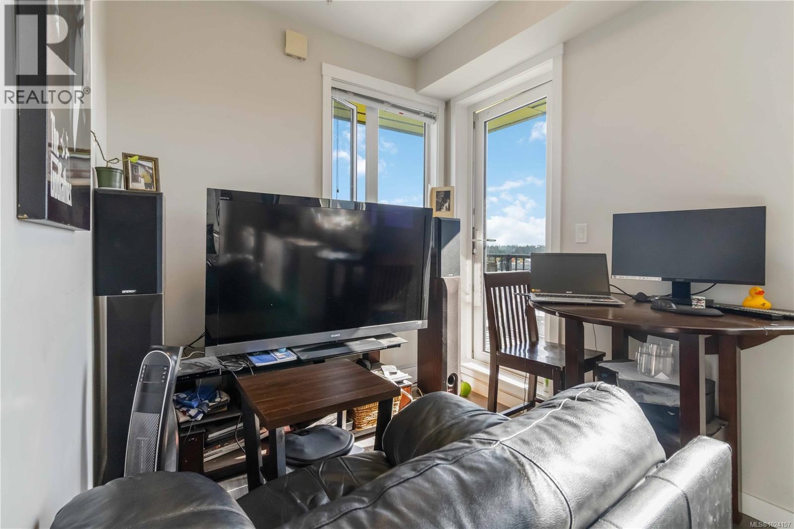 602 868 Orono Avenue, Langford