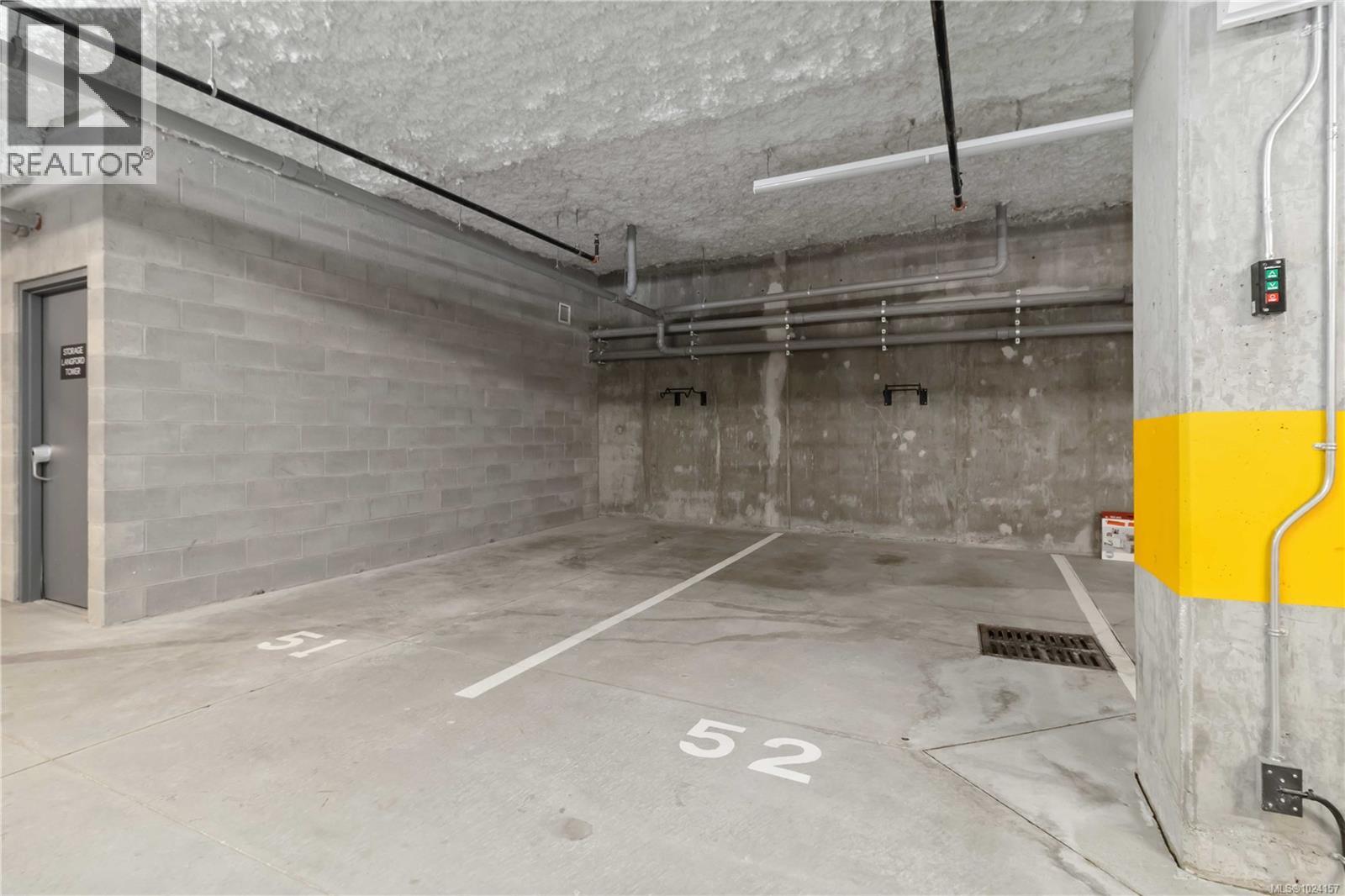 602 868 Orono Avenue, Langford