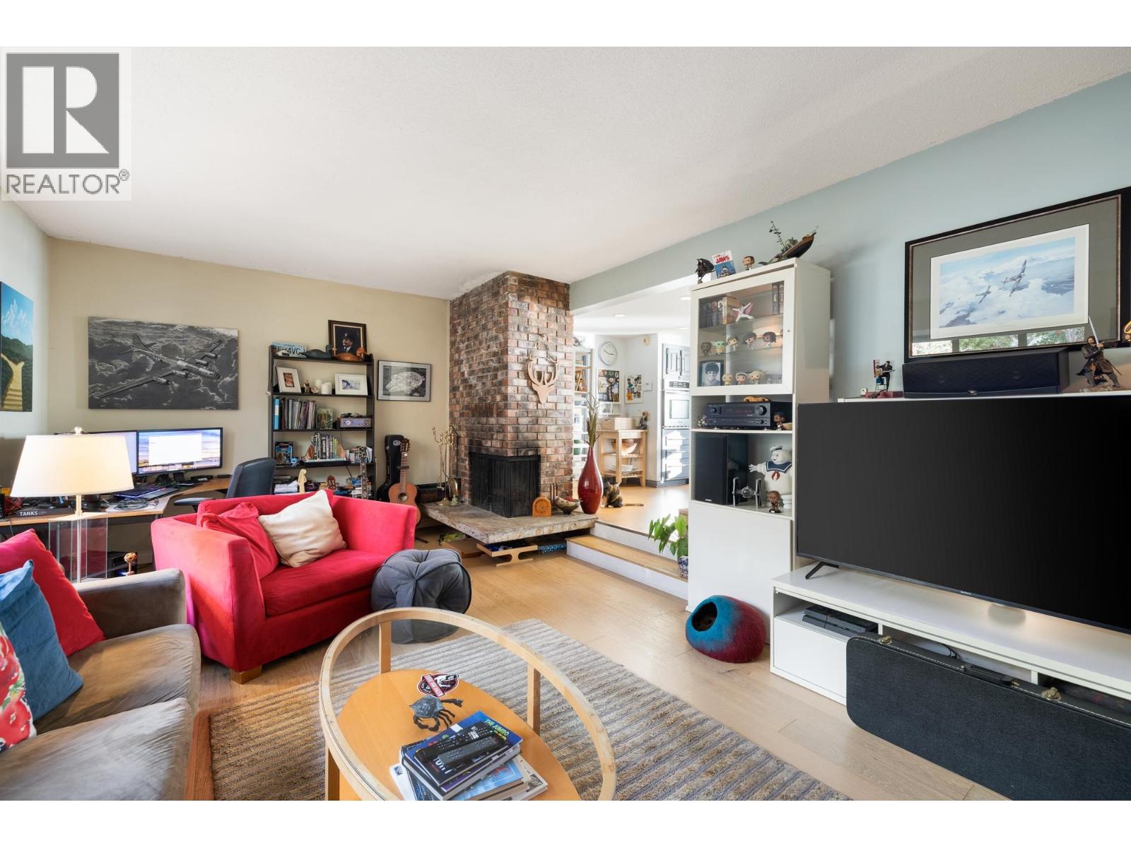 2346 WESTHILL DRIVE, West Vancouver