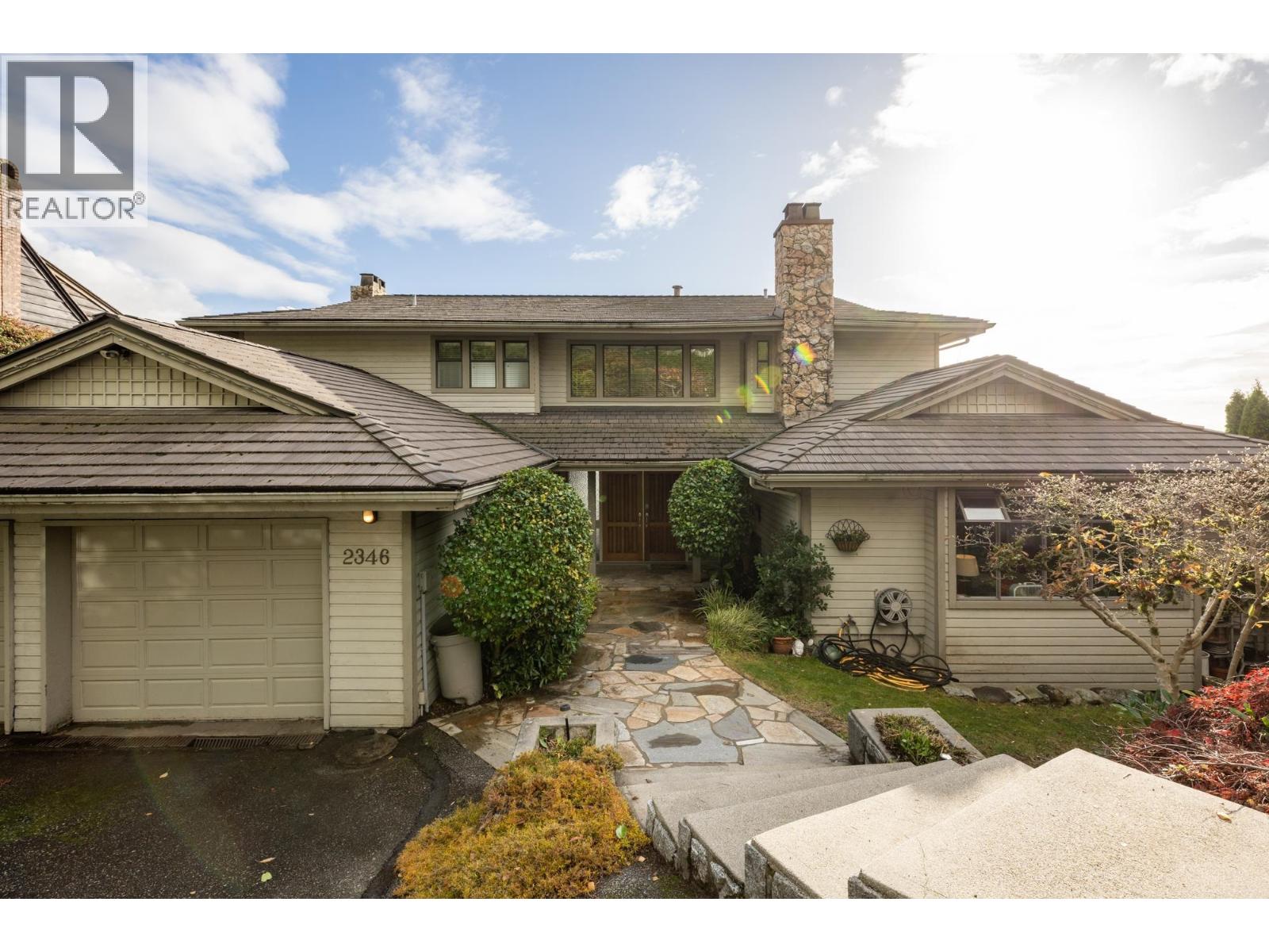2346 WESTHILL DRIVE, West Vancouver