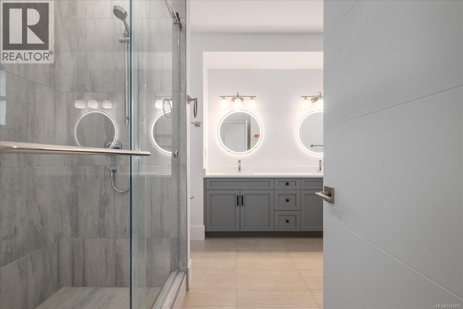 4684 AMBIENCE DR - 28