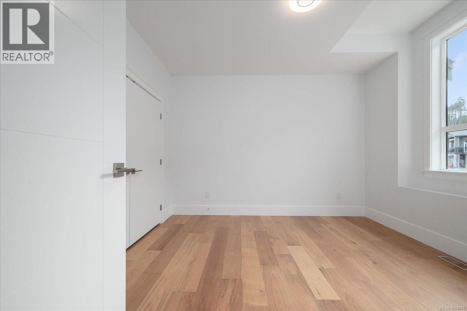 4684 AMBIENCE DR - 32