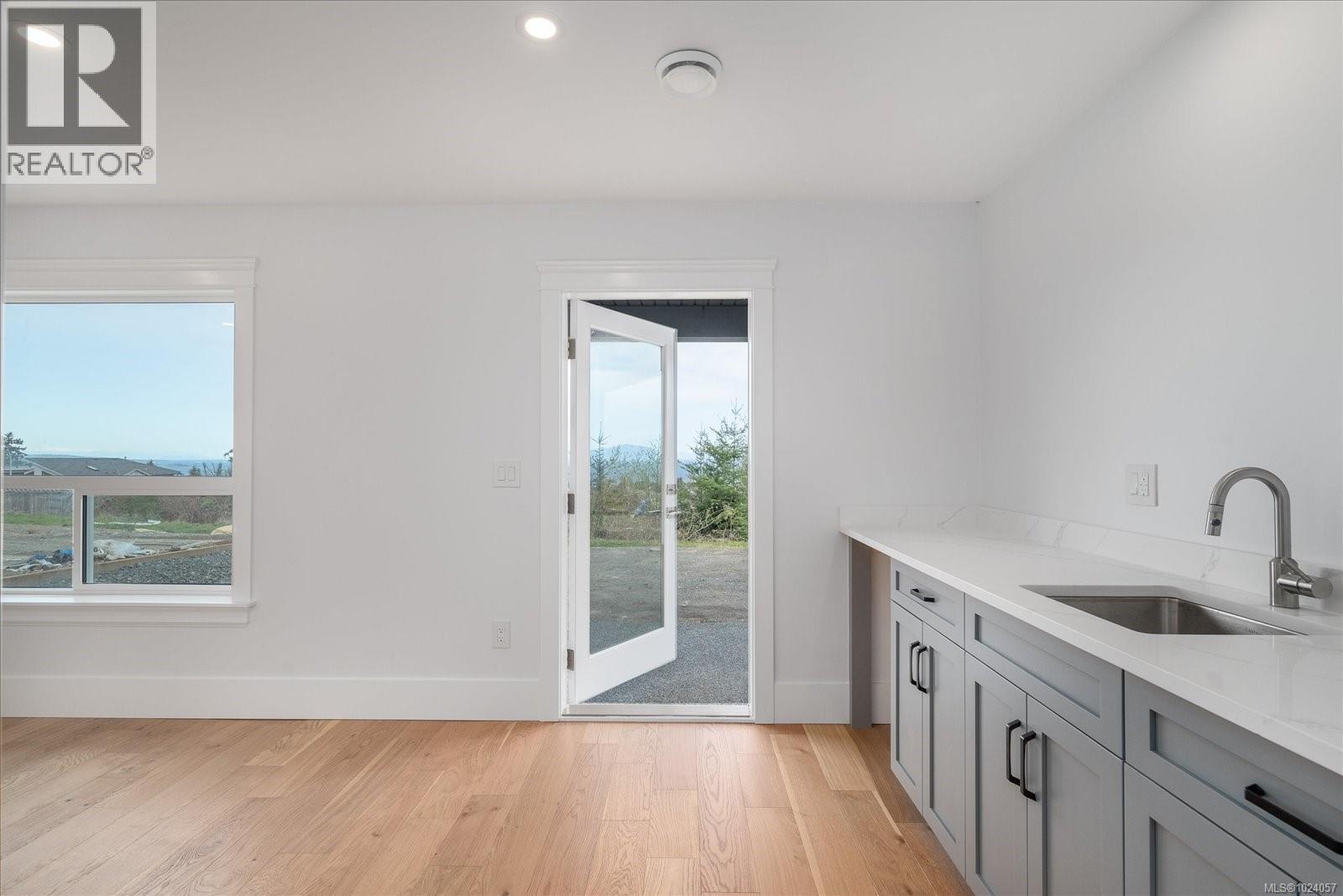 4684 AMBIENCE DR - 52