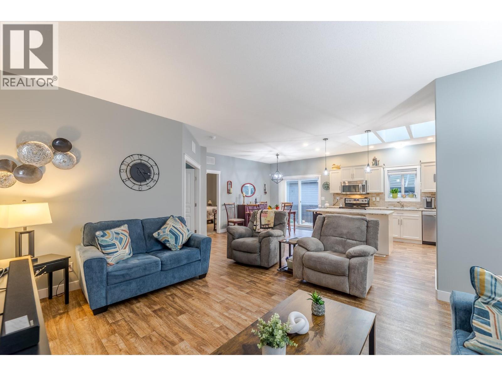 8300 Gallagher Lake Frontage Road Unit# 85, Oliver