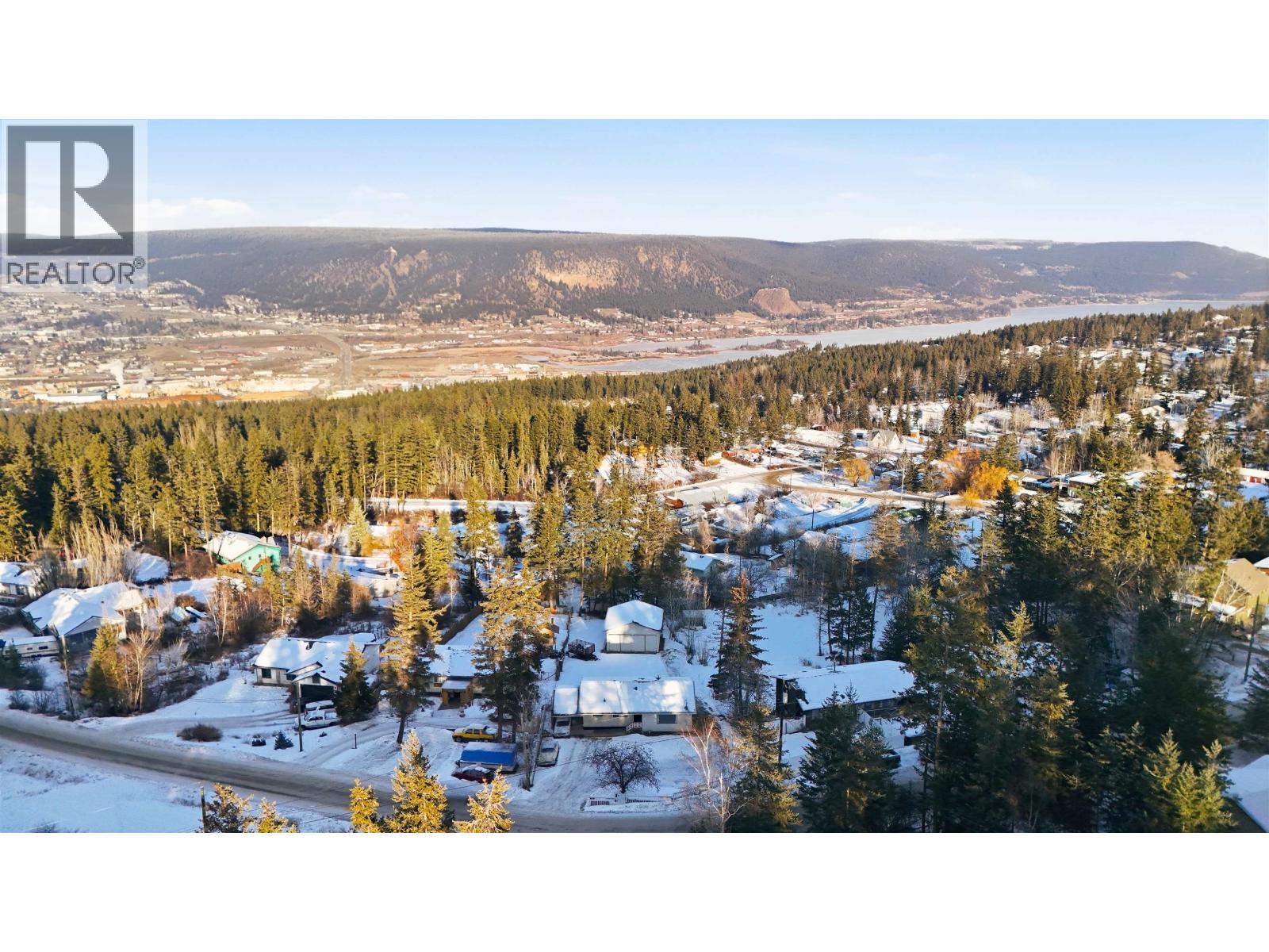 1012 CONRAD CRESCENT - 20