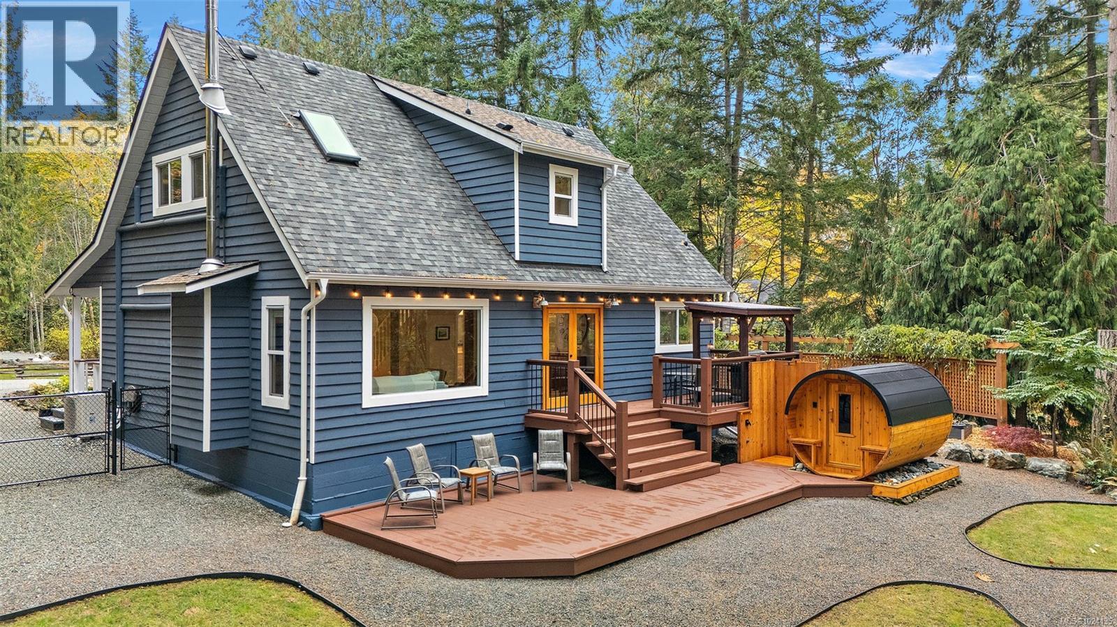 1409 Hillgrove Rd, North Saanich