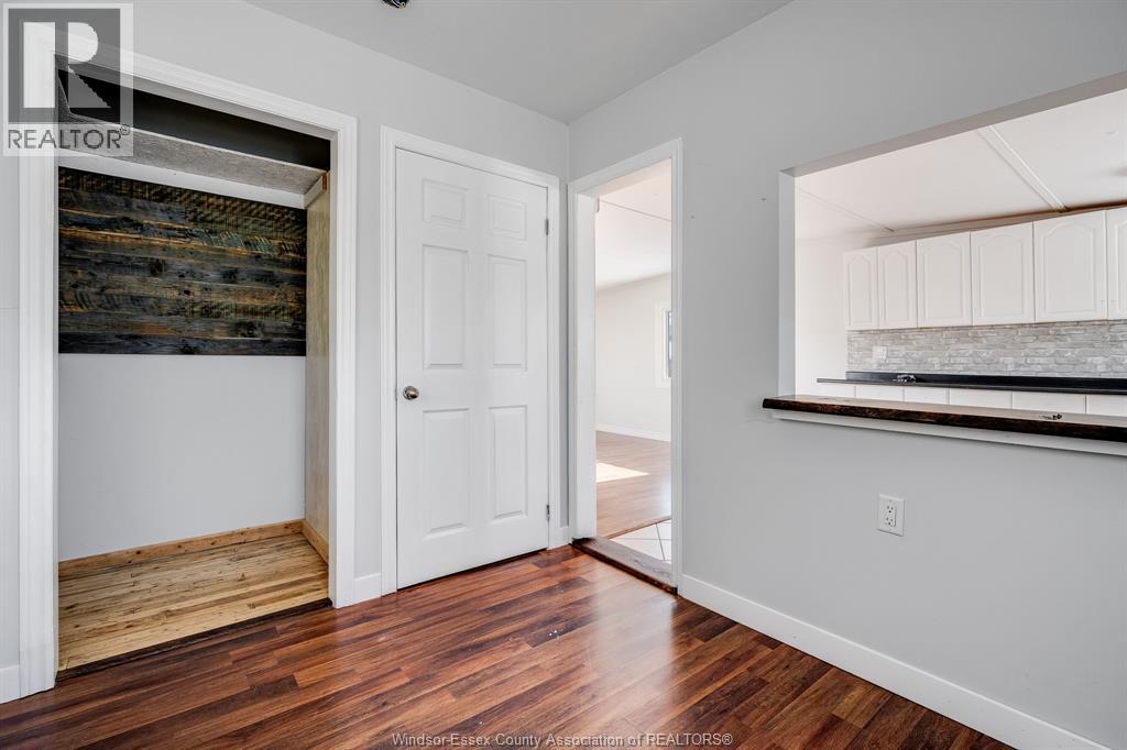 4 Cedar CRESCENT - Photo 2 of 17, McGregor, Ontario