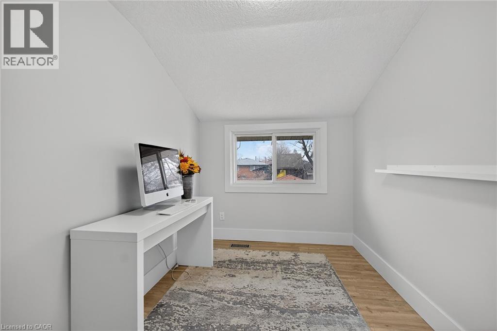 1091 UPPER WELLINGTON Street - 29