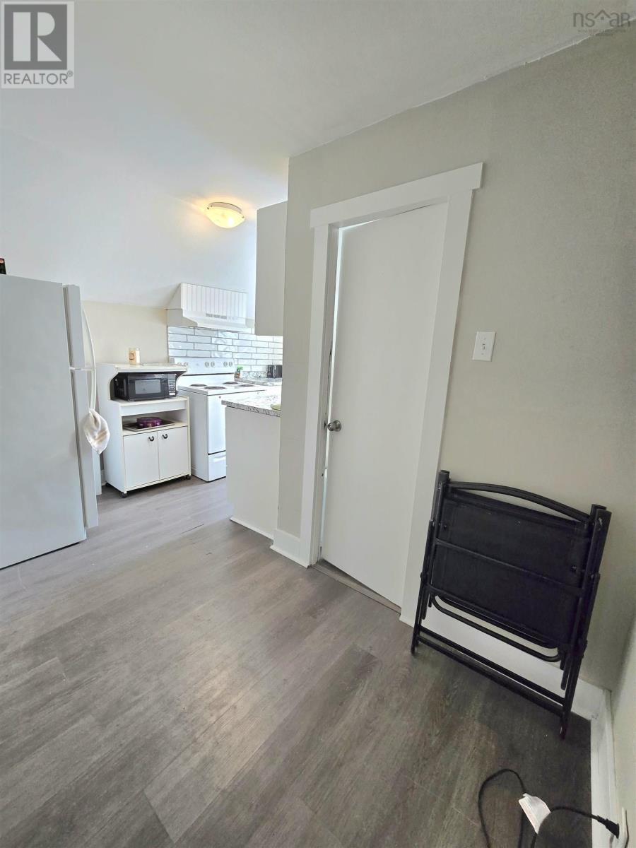 Property 7 of 16 of 211 Forbes Street