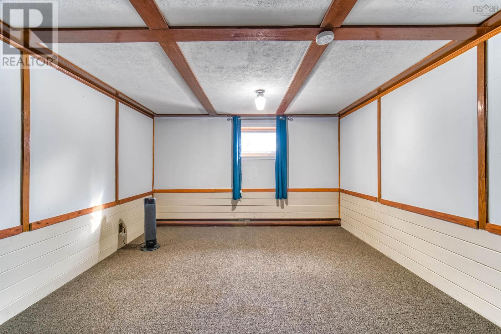 Property 39 of 40 of 5 Alpine Drive