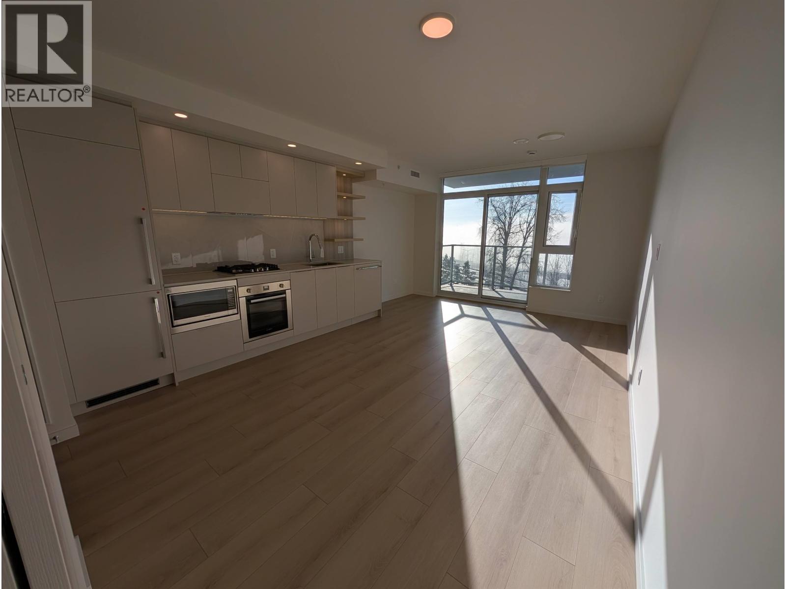 7FL 311 ALDERSON Avenue - photo 2