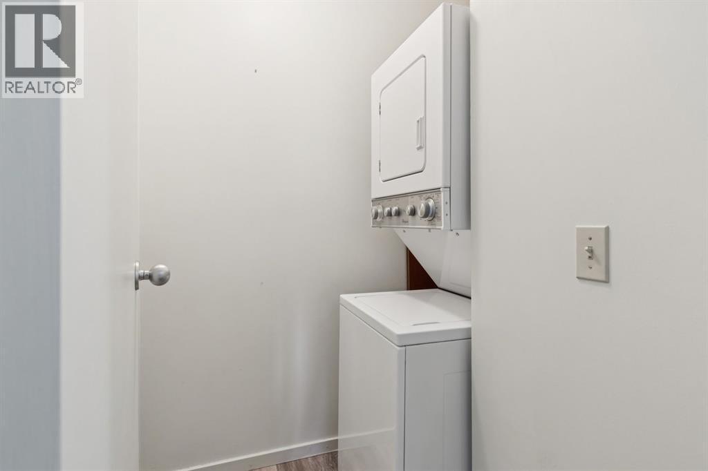 Single Family House for Sale in   Edenwold Heights NW Edgemont Calgary 