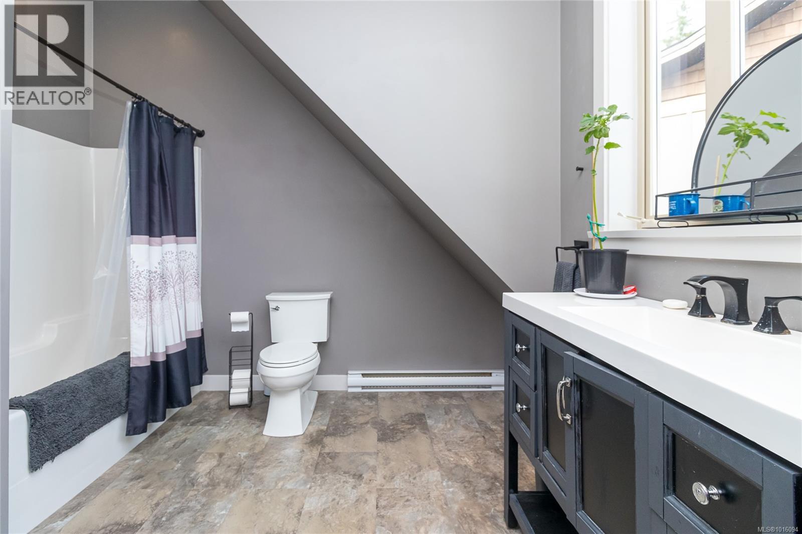 1490 Finlayson View Pl, Shawnigan Lake