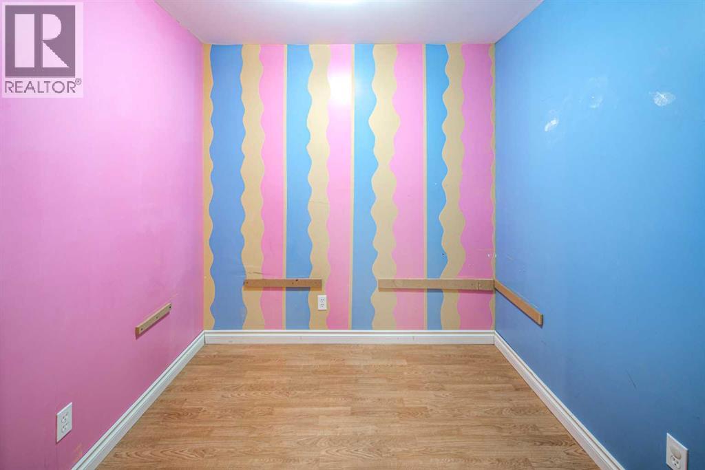 Single Family House for Sale in  HIDDEN CREEK Point NW Hidden Valley Calgary 