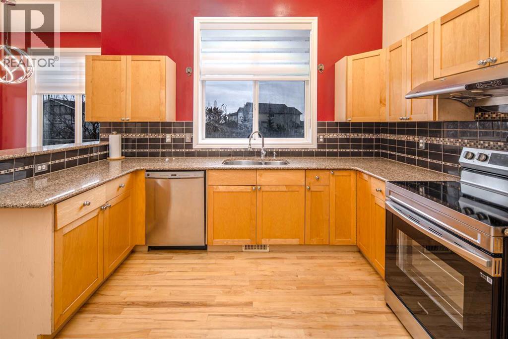 Single Family House for Sale in  HIDDEN CREEK Point NW Hidden Valley Calgary 